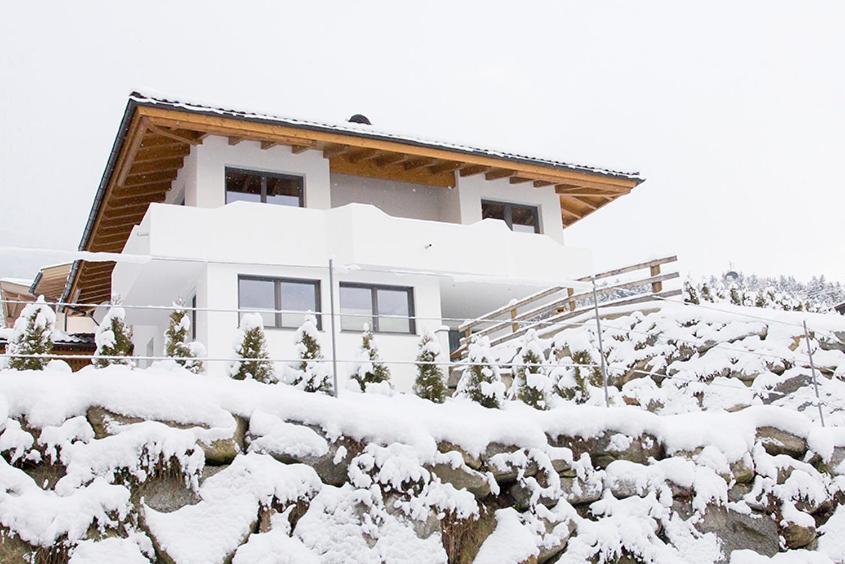 Apart Bergwaerts Fuegen Exterior photo